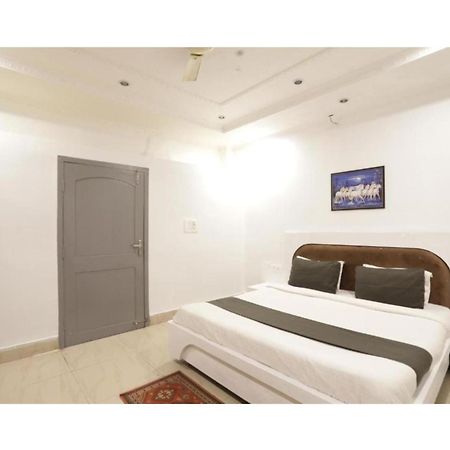 Day S Inn Luxury Stay Near Care Hospital In Budget Friendly Price Best Seller Бхубанешвар Екстериор снимка