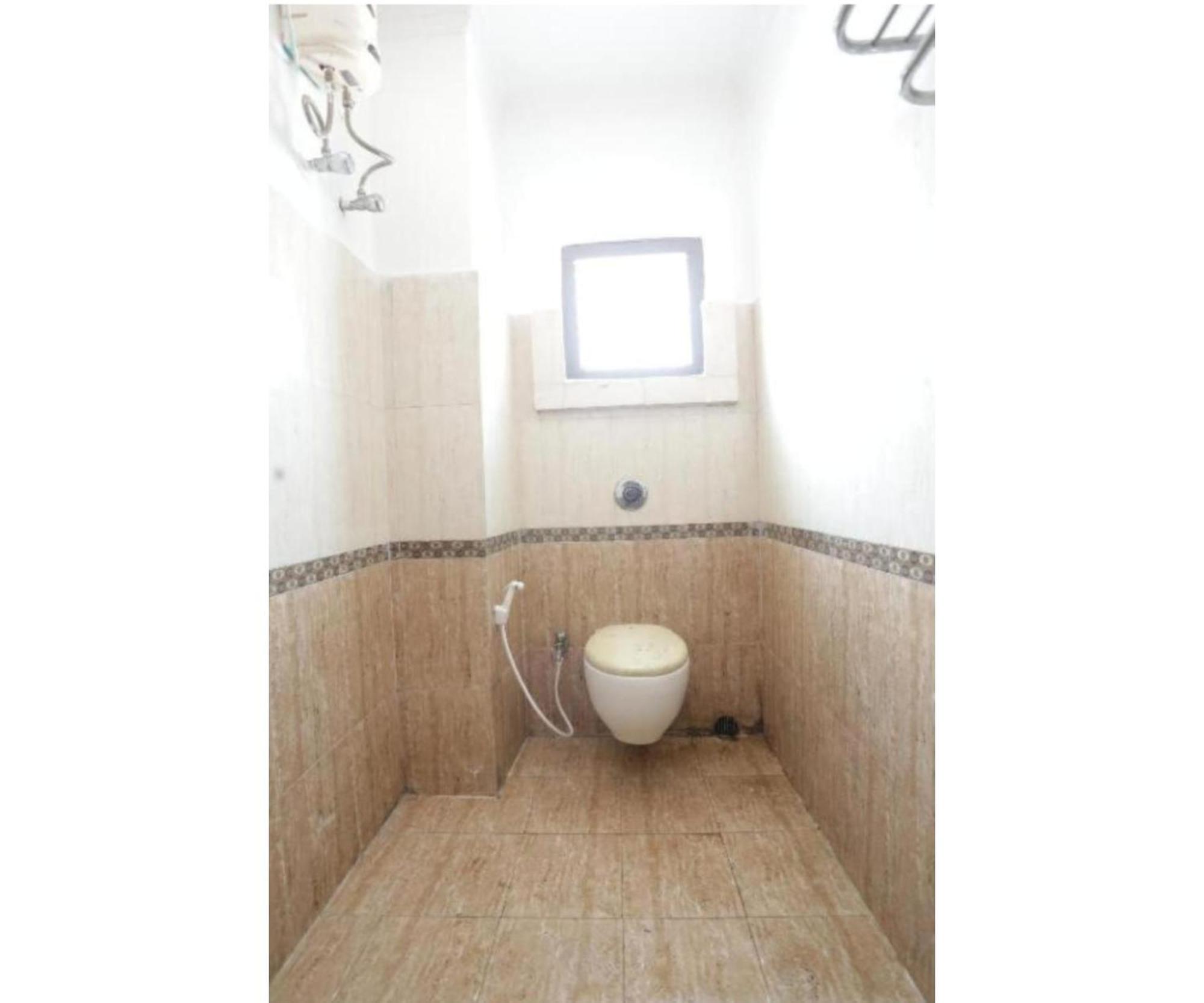 Day S Inn Luxury Stay Near Care Hospital In Budget Friendly Price Best Seller Бхубанешвар Екстериор снимка