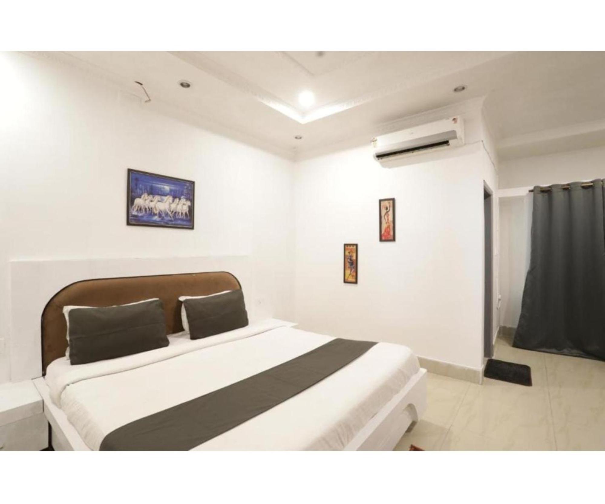 Day S Inn Luxury Stay Near Care Hospital In Budget Friendly Price Best Seller Бхубанешвар Екстериор снимка